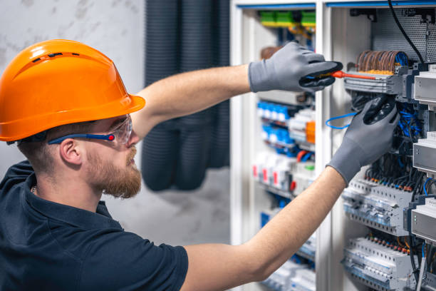 Best Circuit Breaker Repair  in Fox River Grove, IL